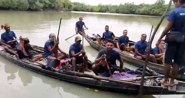 সুন্দরবনে অস্ত্রের মুখে মজনু বাহিনীর হাতে চার জেলে অপহরণের অভিযোগ, উপকূলে নতুন করে দস্যু আতঙ্ক